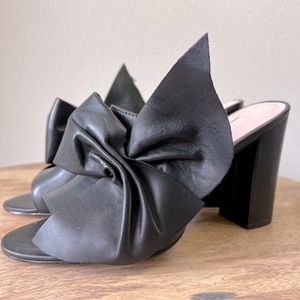 Avec Les Filles Black Marie Heeled Sandals w/Bow, EUC. Size 7.5